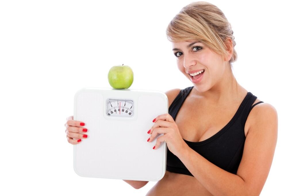 tembel bir diyette kilo kaybı için elma